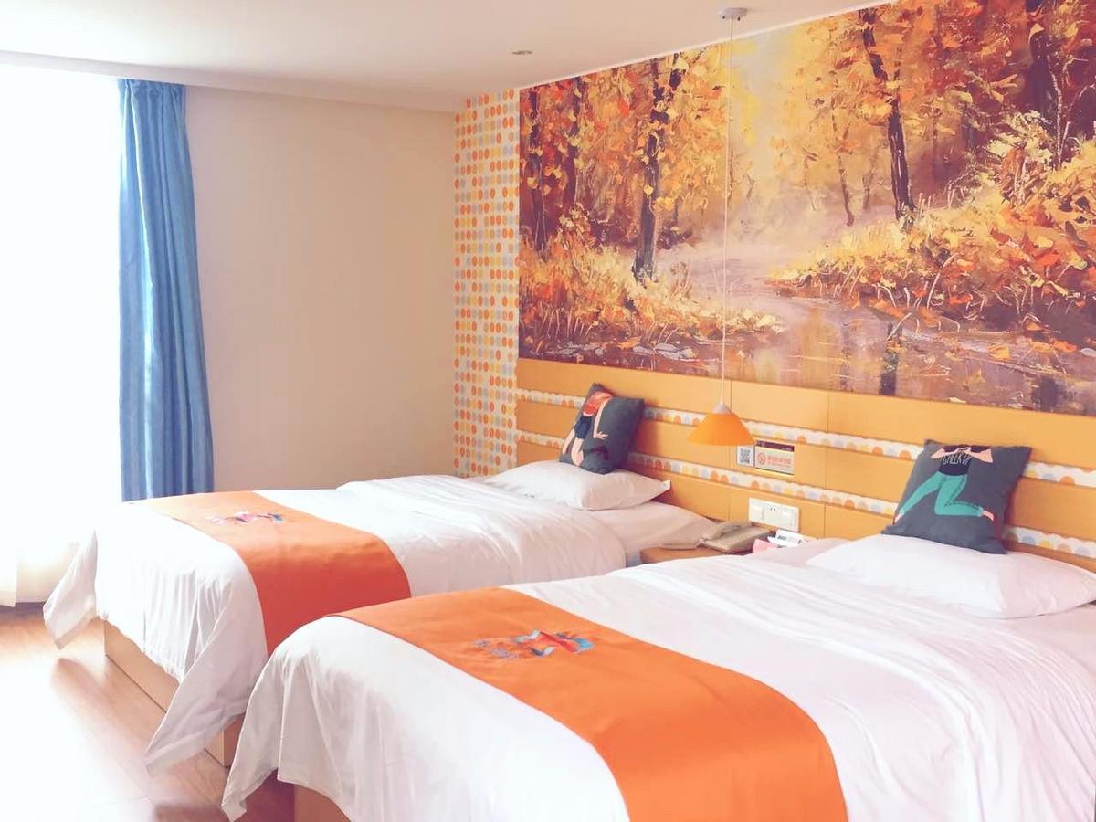 Pai Hotel Yuxi Tonghai Buitenkant foto
