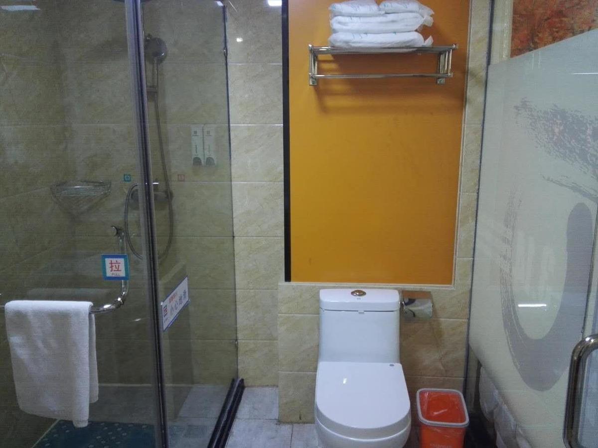 Pai Hotel Yuxi Tonghai Buitenkant foto