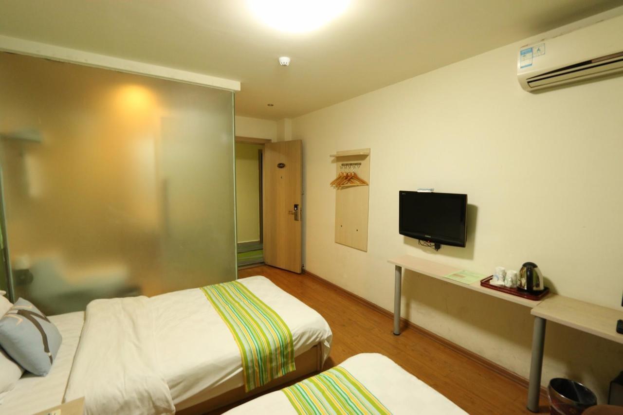 Pai Hotel Yuxi Tonghai Buitenkant foto